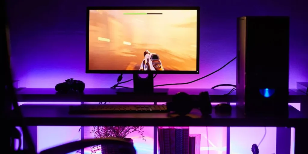 Compact Gaming Desks for Apartments and Small Rooms